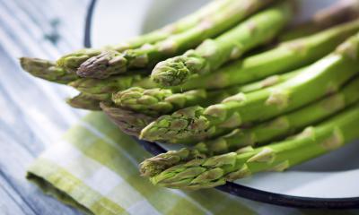Asparagi: benefici e controindicazioni Asparagi: benefici e controindicazioni