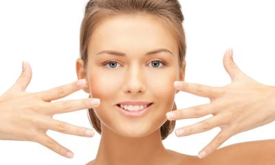Manicure fai da te: i consigli per mani perfette