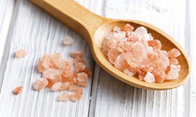 Sale rosa dell'Himalaya per la cura della pelle!