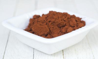 Scurire i capelli con i rimedi naturali