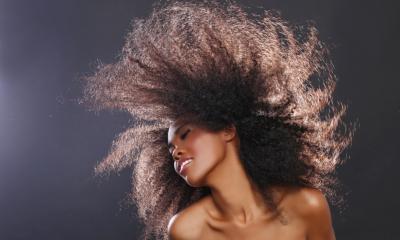 Acconciature per capelli ricci