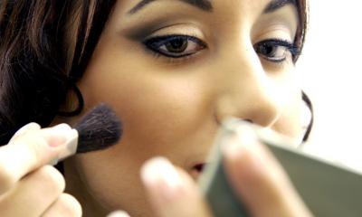 Come fare una base trucco senza primer