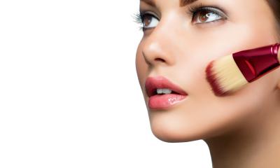 Il trucco impeccabile inizia dai pennelli