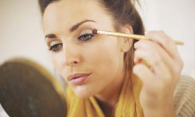 Scopri il trucco per ingrandire gli occhi piccoli