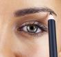 Guida al trucco per sopracciglia rade e folte